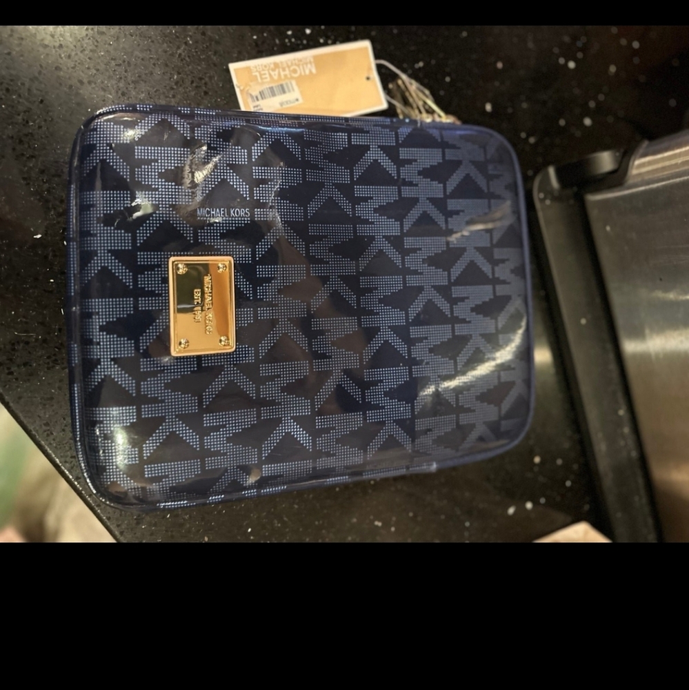 Michael kors mini iPad holder